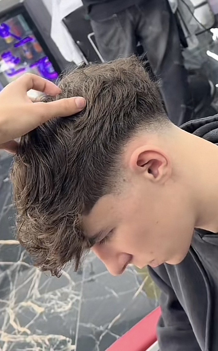 Profil de Farhad, 20 ans, Plan cul à Saint-Gildas-de-Rhuys
