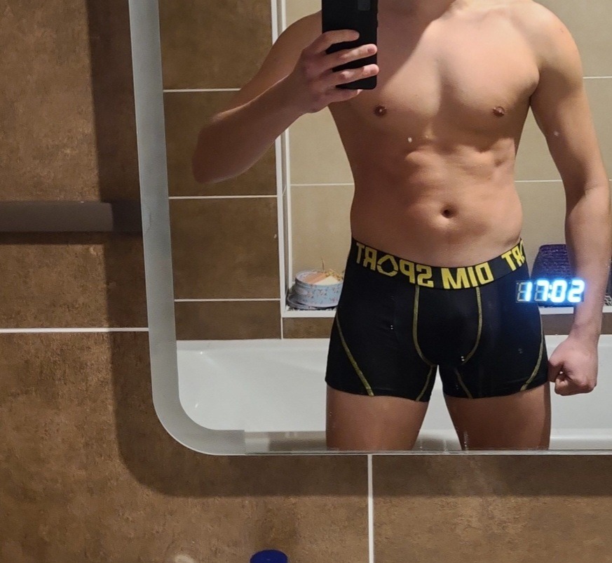Profil de Aboudou, 24 ans, Plan cul à Montertelot
