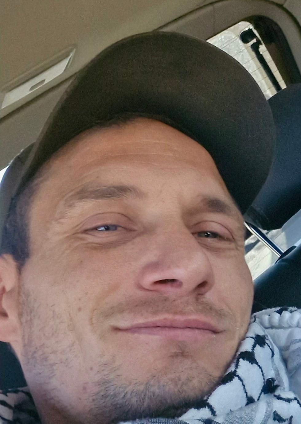 Profil de Hamadi, 37 ans, Plan cul à Pleudaniel