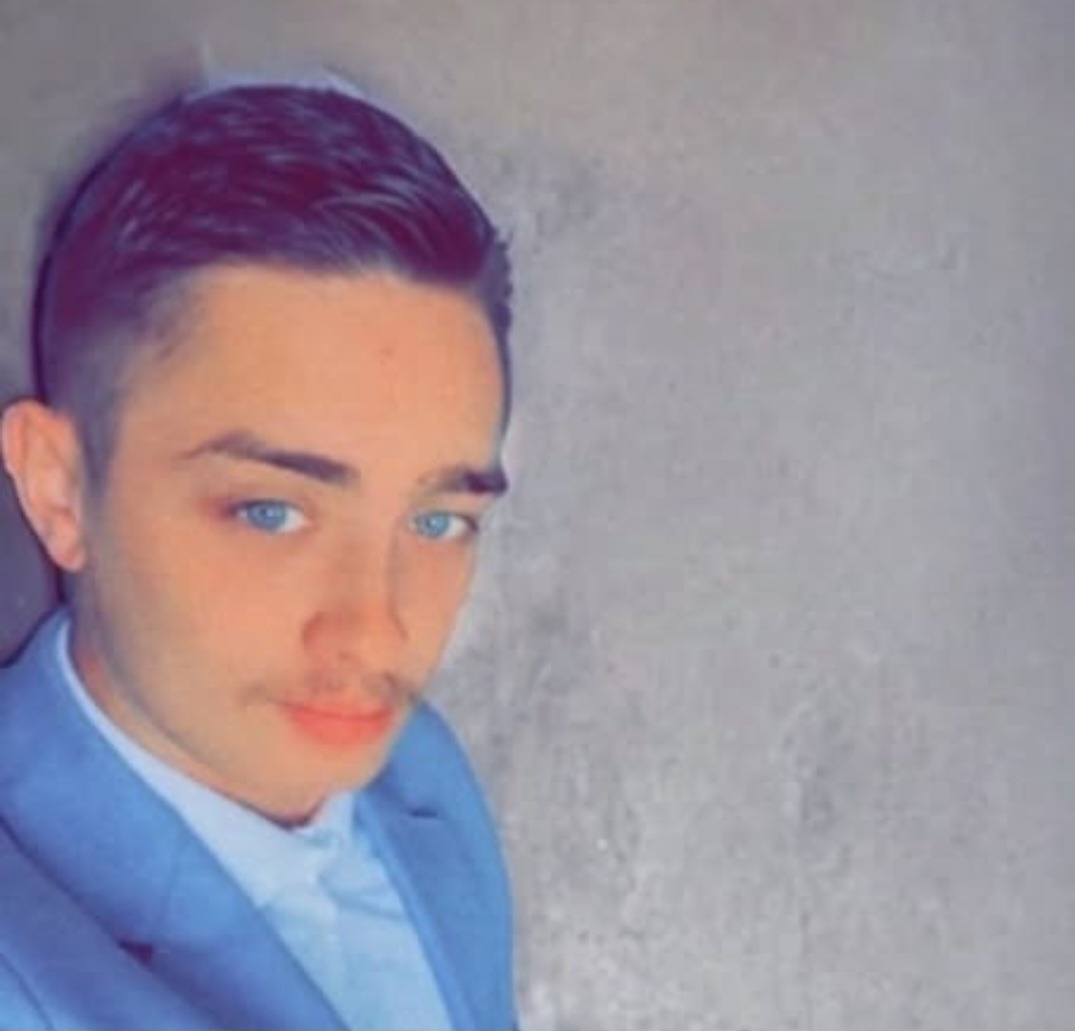 Profil de Victor-alexandre, 25 ans, Plan cul à Scaër