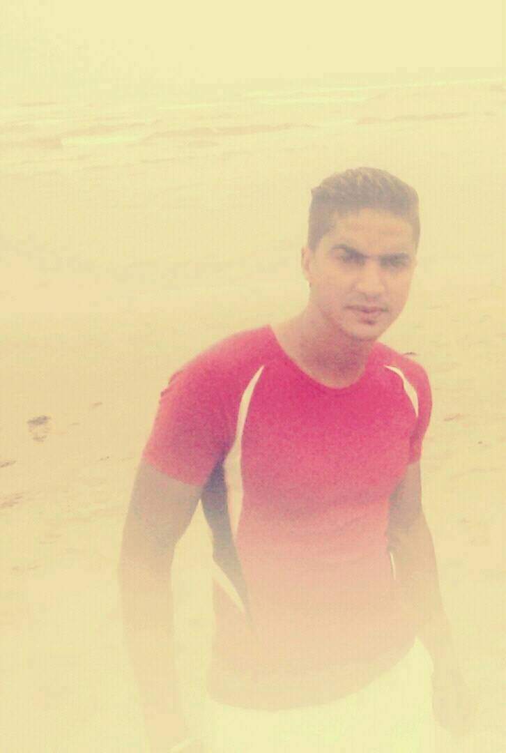 Profil de Adlan, 34 ans, Plan cul à LeHinglé