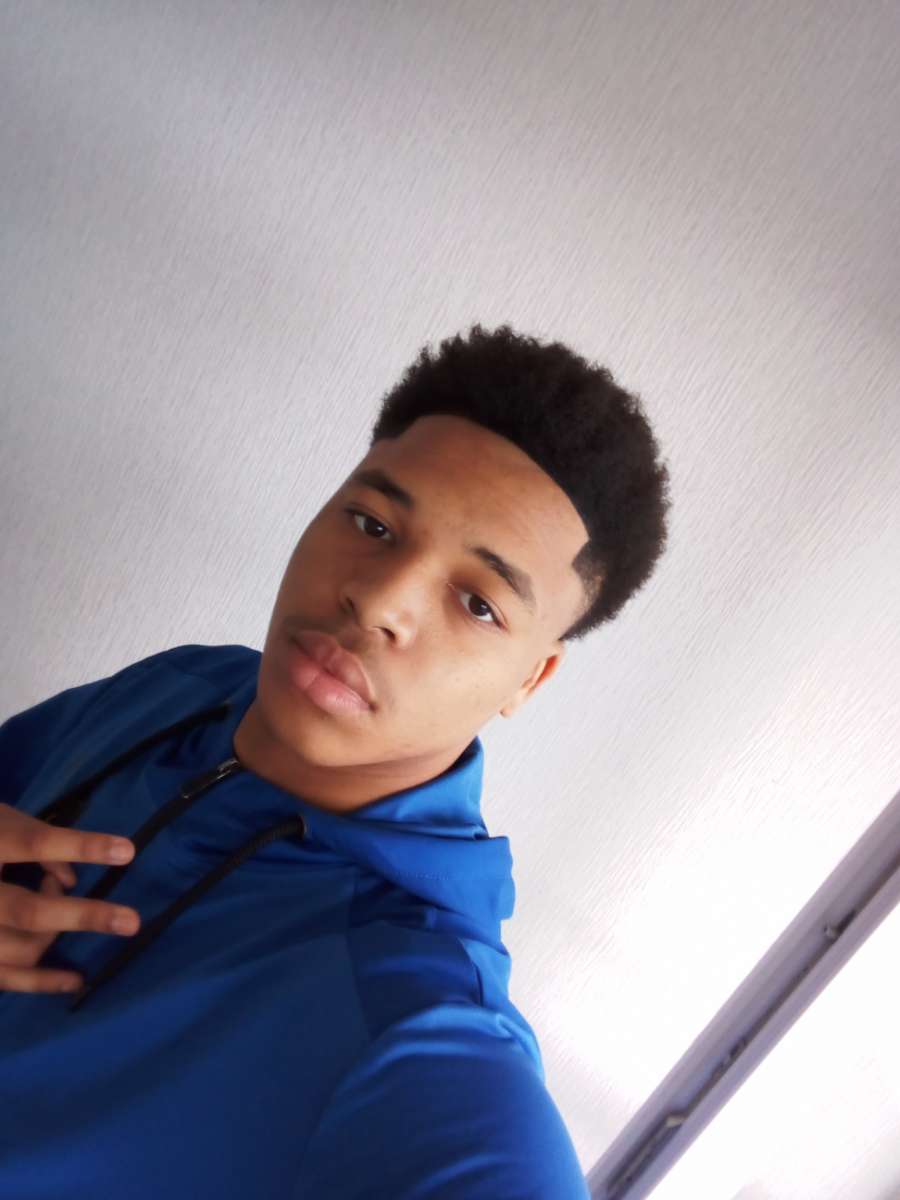 Profil de Wallerand, 20 ans, Plan cul à Brennilis