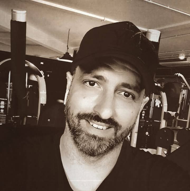 Profil de Rédouane, 39 ans, Plan cul à Plourivo