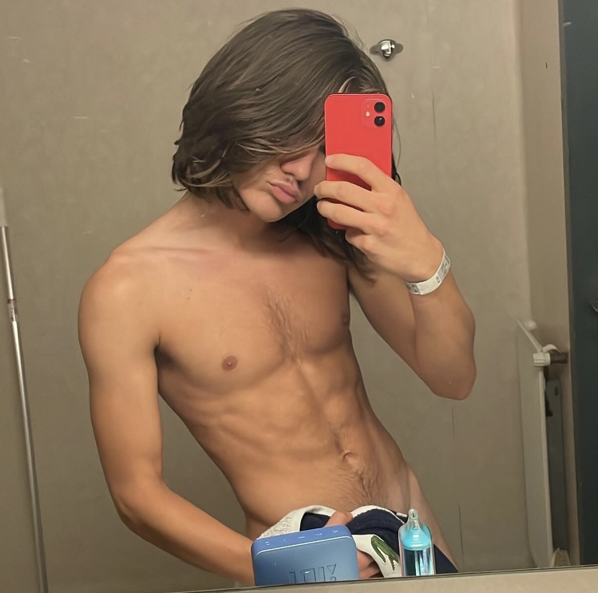 Profil de Ethann, 21 ans, Plan cul à Laillé