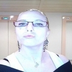 Profil de Adrianne, 40 ans, Plan cul à Pordic