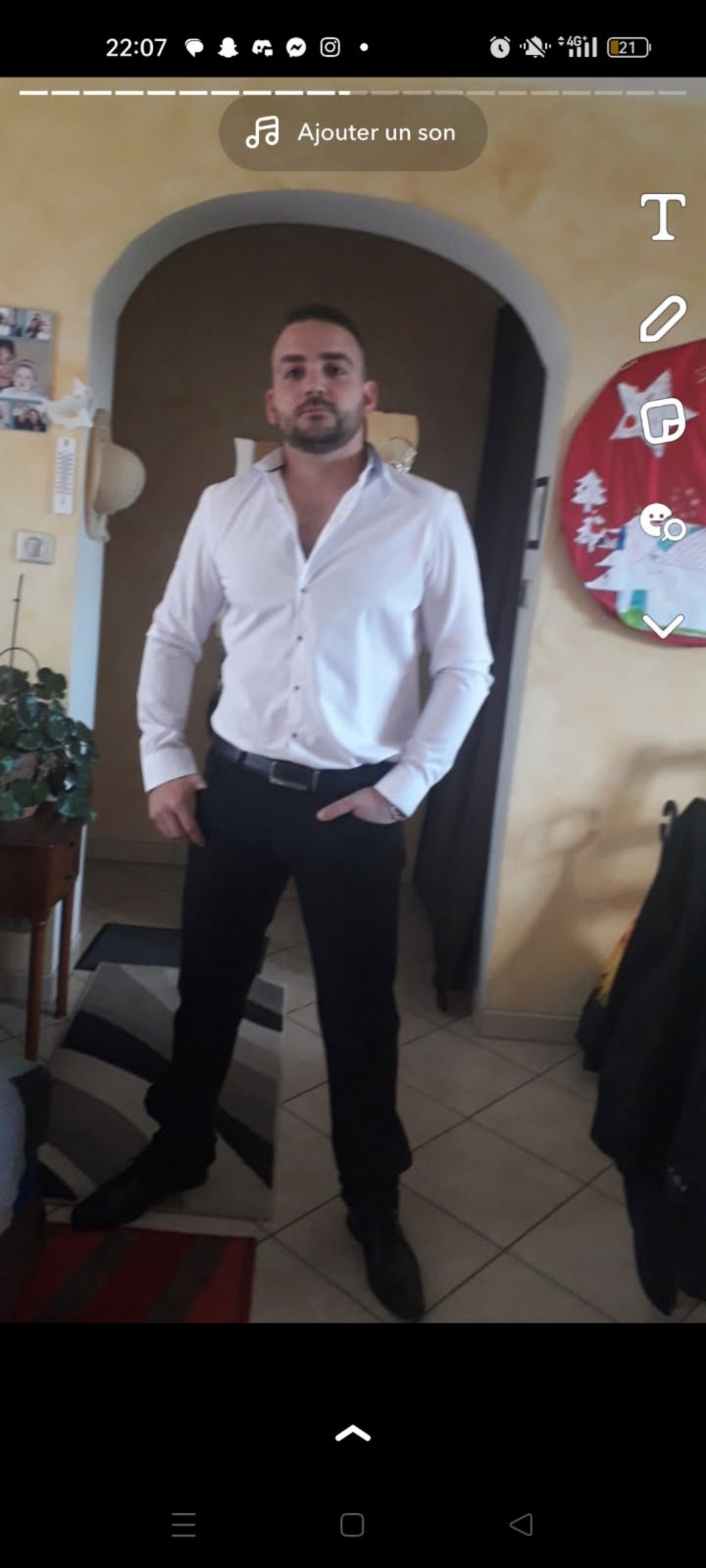 Profil de Laszlo, 34 ans, Plan cul à Saint-Jacut-de-la-Mer