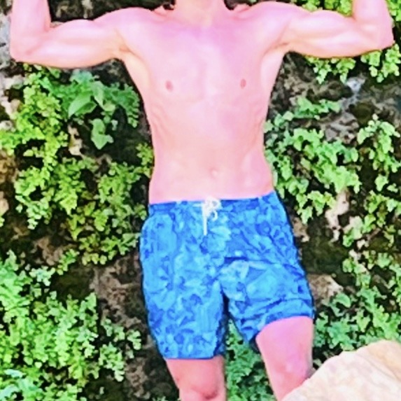 Profil de Umutcan, 20 ans, Plan cul à Ploumoguer