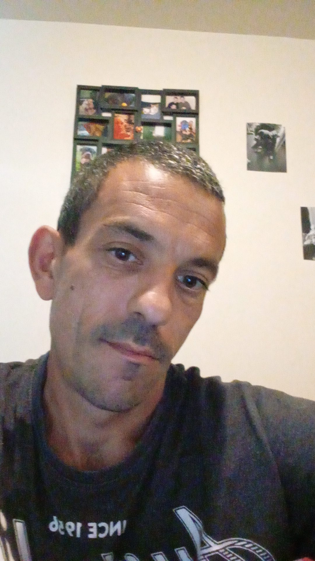Profil de Callum, 40 ans, Plan cul à Pluduno