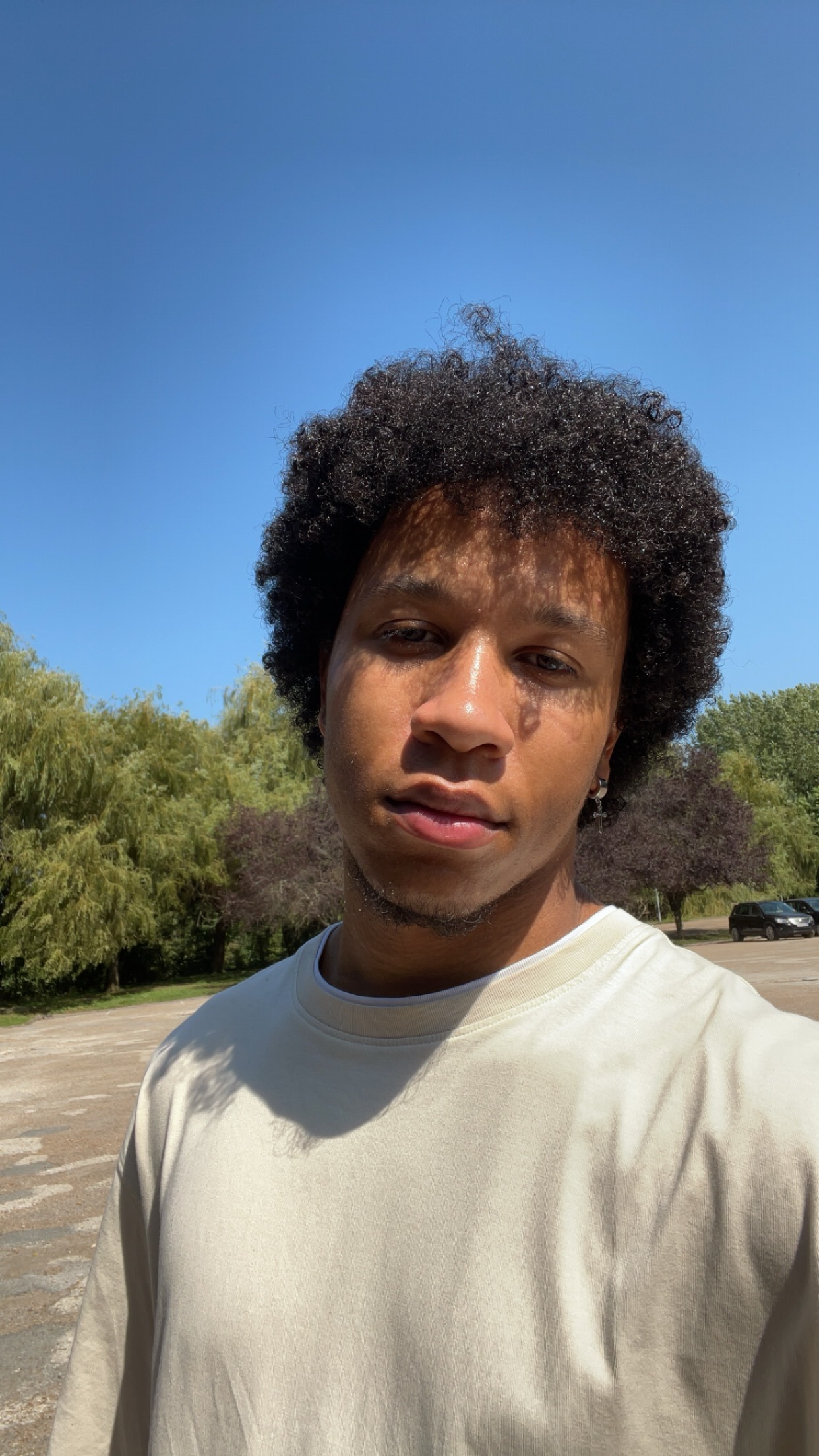 Profil de Abdul, 21 ans, Plan cul à Plumelin
