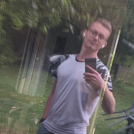 Profil de Toufirk, 25 ans, Plan cul à Ploemel