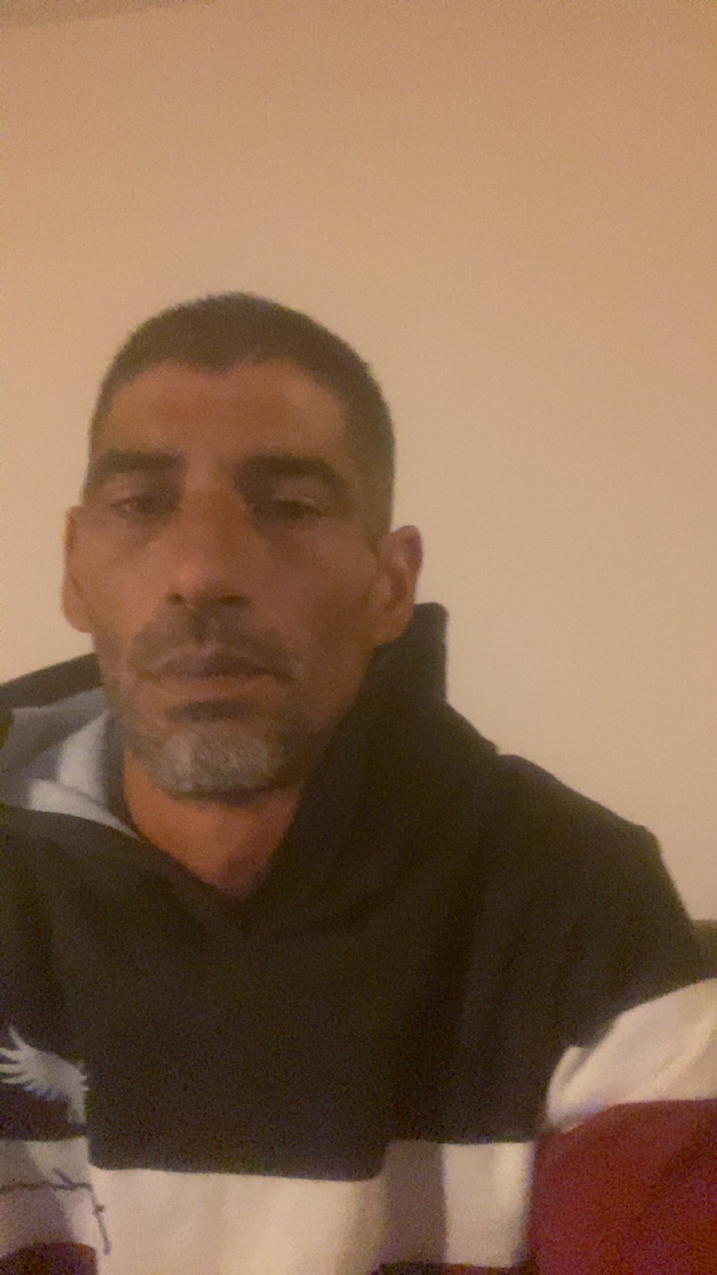 Profil de Agénor, 40 ans, Plan cul à Ploumagoar