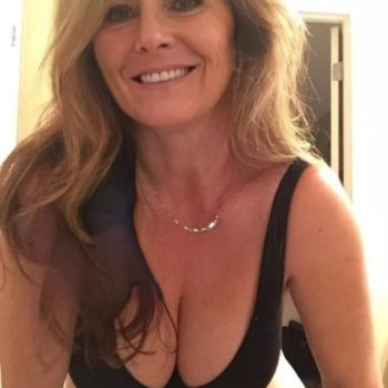 Profil de Hayley, 48 ans, Plan cul à Lanloup
