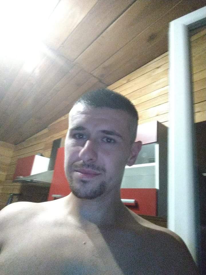 Profil de Laurys, 33 ans, Plan cul à Saint-Carné