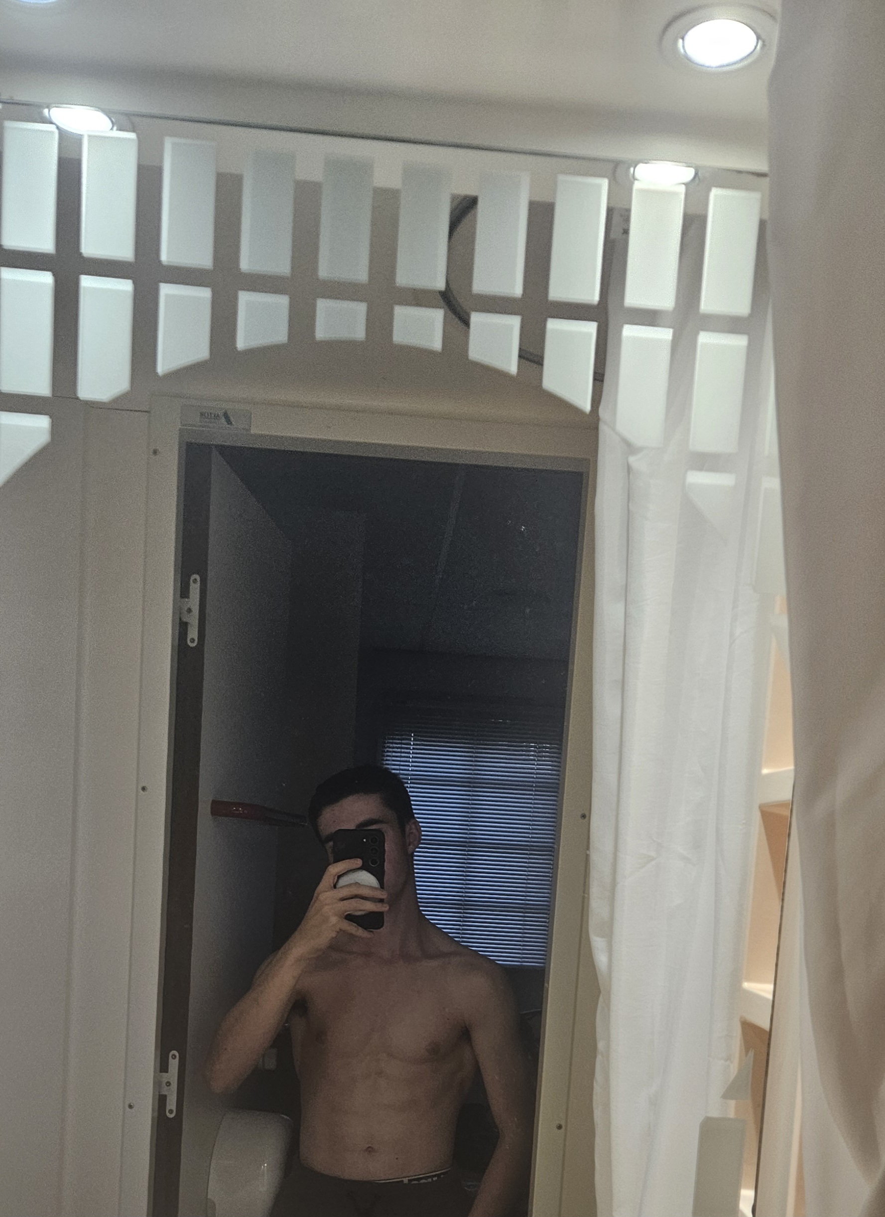 Profil de Julien, 21 ans, Plan cul à Saint-Adrien