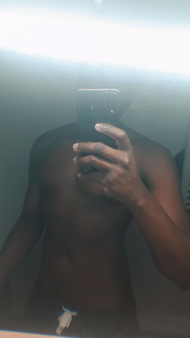 Profil de Mohamed-habib, 19 ans, Plan cul à Saint-Servant