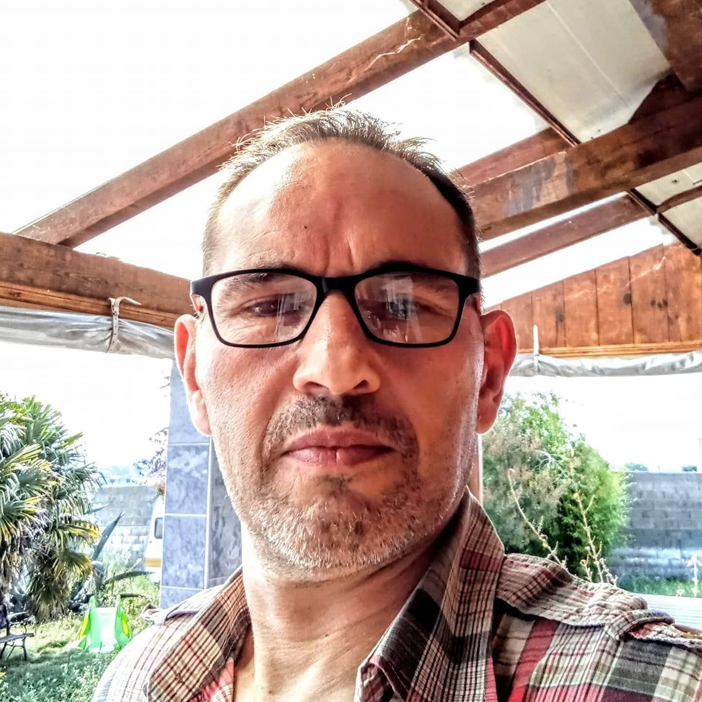 Profil de Saufiane, 54 ans, Plan cul à Quimperlé