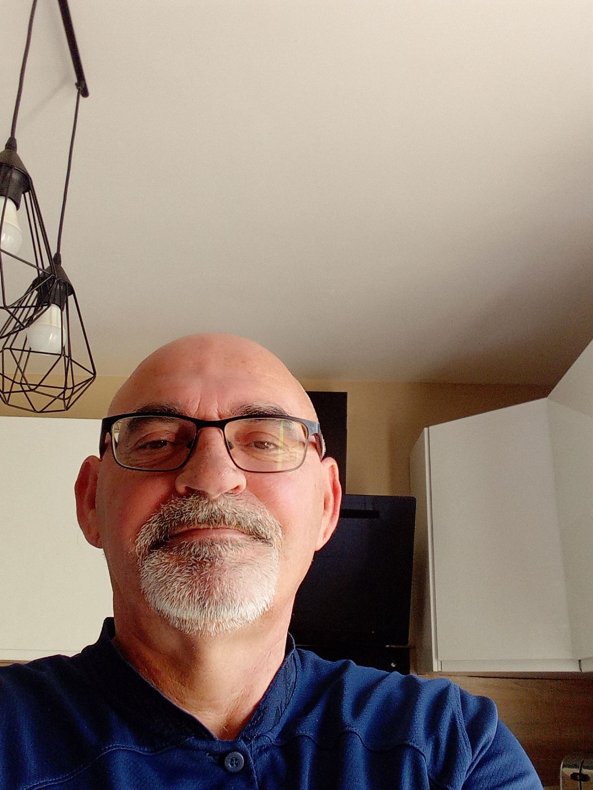 Profil de Foucault, 55 ans, Plan cul à Pléven