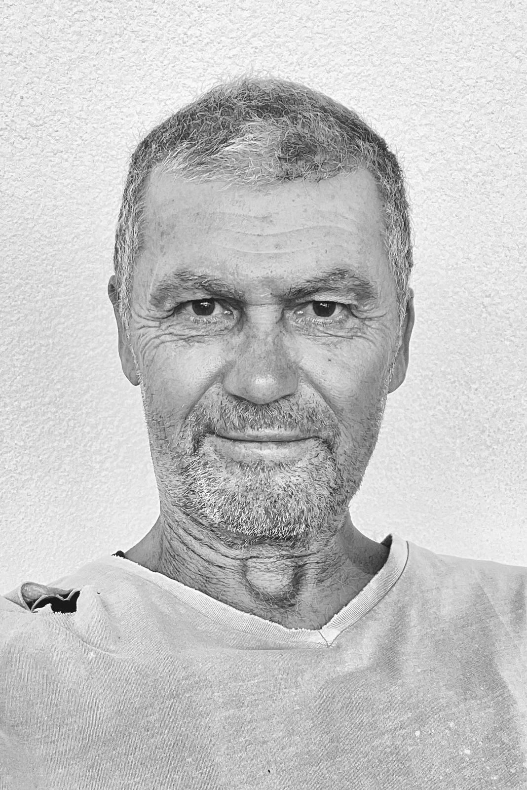 Profil de Arthur, 55 ans, Plan cul à Caouënnec-Lanvézéac