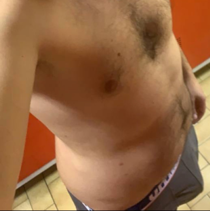 Profil de Corneille, 36 ans, Plan cul à Saint-Dolay