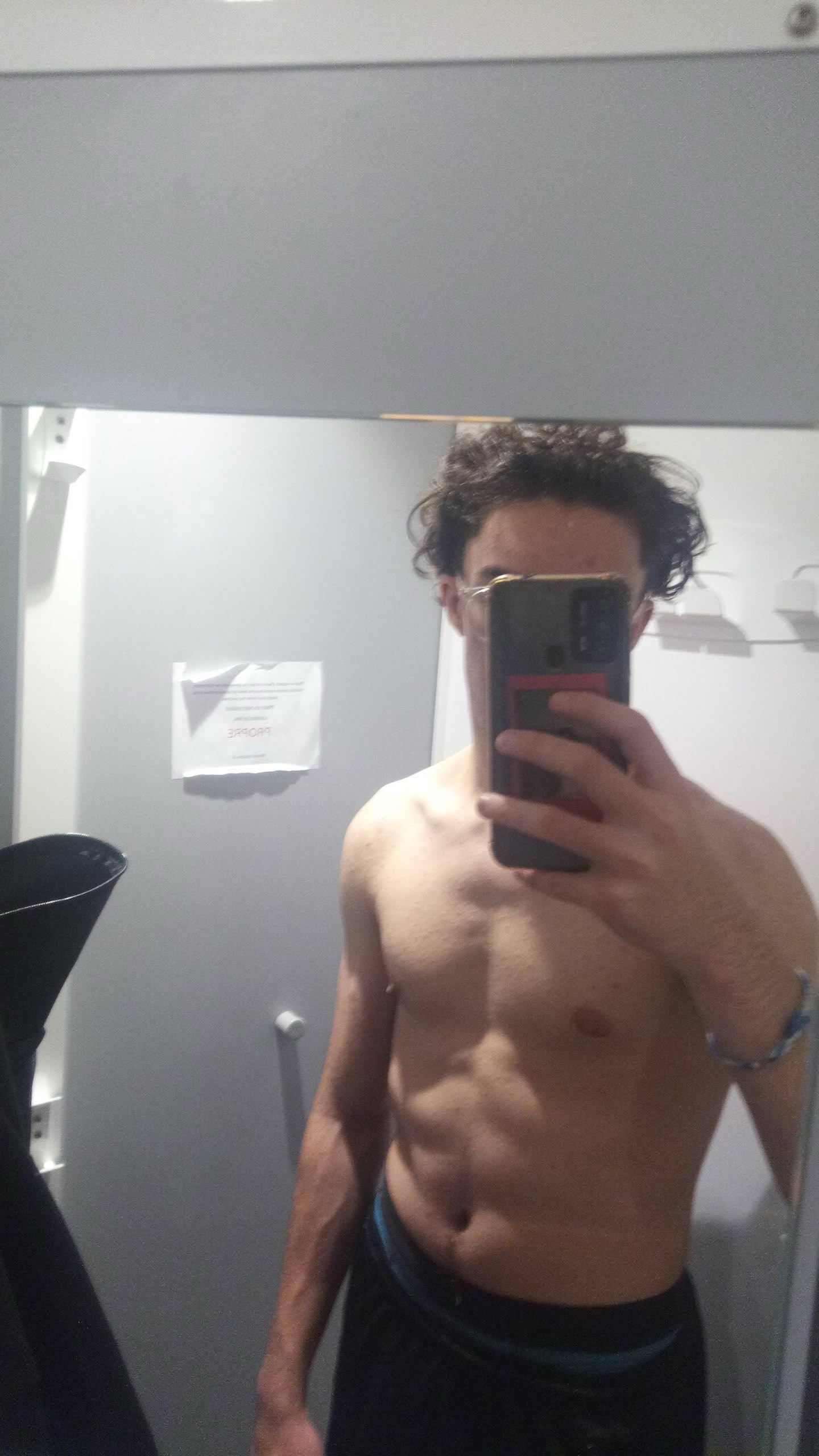 Profil de Keven, 19 ans, Plan cul à Île-d'Houat