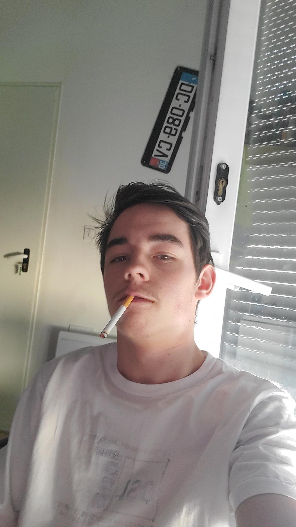Profil de Shakil, 23 ans, Plan cul à Roscanvel