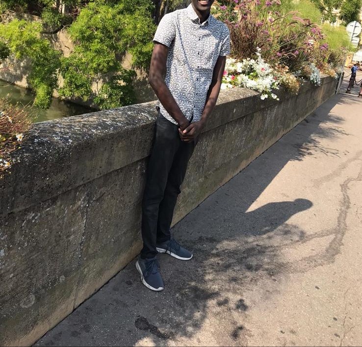 Profil de Ayan, 28 ans, Plan cul à Plourivo